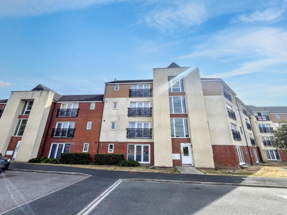 2 bed Apartment for sale Image 8