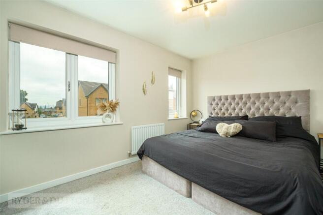 2 bed Semi-Detached for sale Image 10