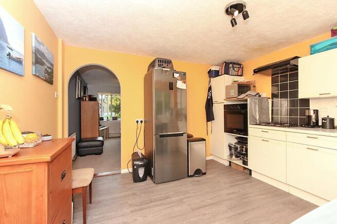 Mou-Kitchen-Dining_2