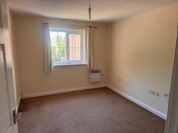 2 bed Apartment for sale Image 5