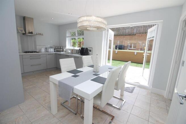Dining Kitchen