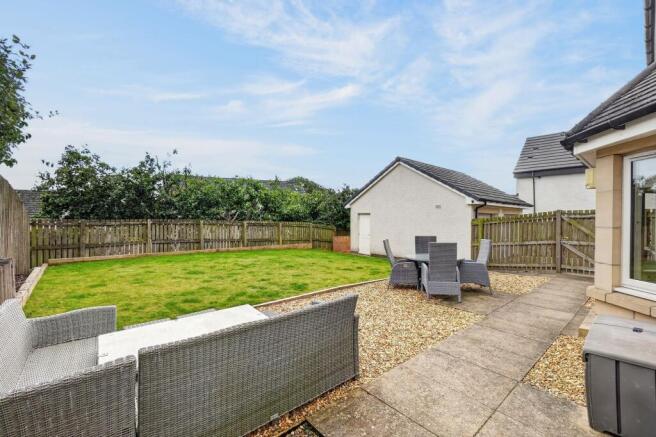 22 Skernieland Road, Fenwick, KA3 6EQ photo 4