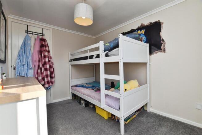 0a3a90dd-bed 202 20b.JPG
