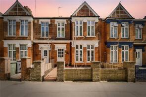 45, James Lane, London E11 1NS