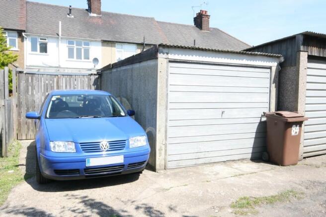 Garage/Parking