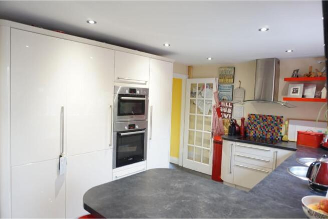 Kitchen / Breakfast