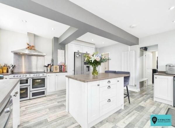 Kitchen/Breakfast Room