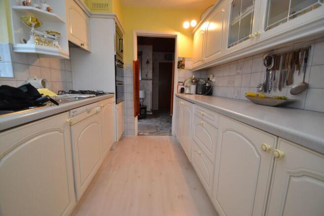 2 bed Chalet for sale Image 9