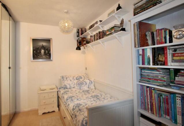 Photo 6