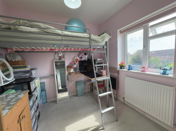 3 bed Terraced for sale Image 5