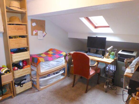 Photo 4