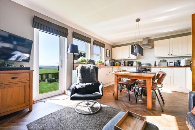 Kitchen/Dining/sitting