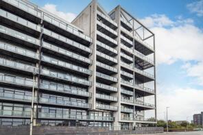 Flat 3/3, 98, Lancefield Quay, Glasgow G3 8JN