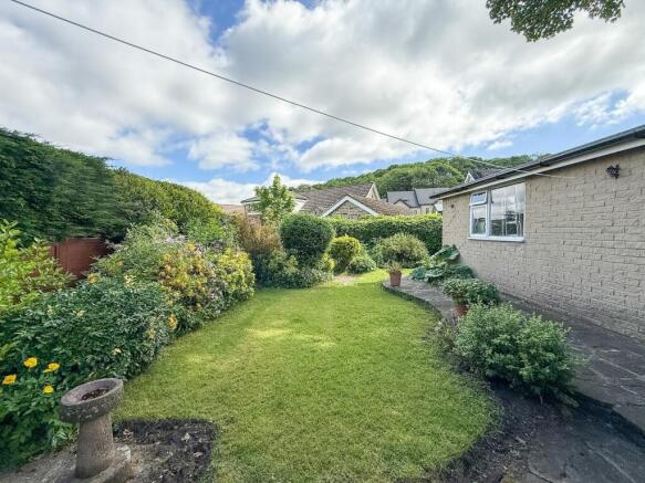 3 bed Semi-Detached for sale Image 11