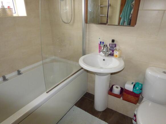 En-Suite 2