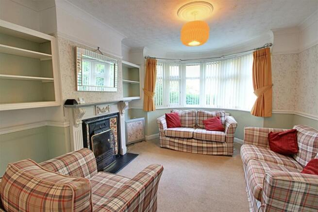 Living Room.jpg