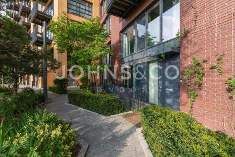 Lookout Lane, London, E14