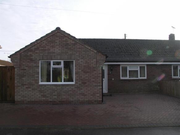 THE PROPERTY