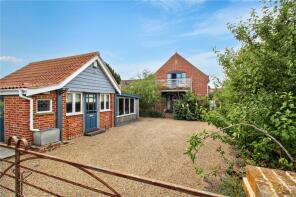 Hemmet, Palmers Lane, Beccles NR34 7HA