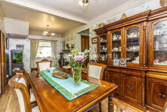 Dining Room  image 2