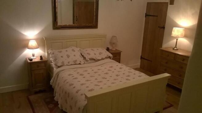 3 bed Semi-Detached for sale Image 11