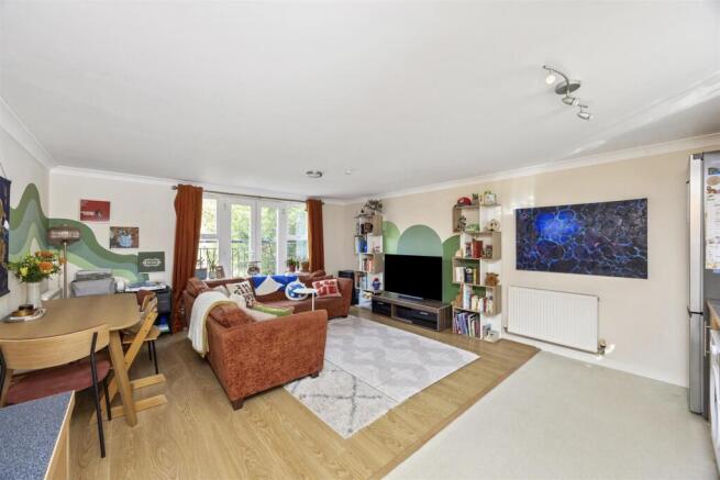 Brooklands, Flat 5-013.JPG