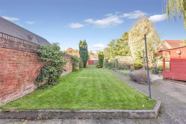 11 Derby Road, Ashby