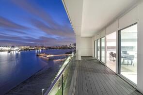 91, 27 Carrick House, Royal Crest Avenue, Silvertown, London E16 2SU