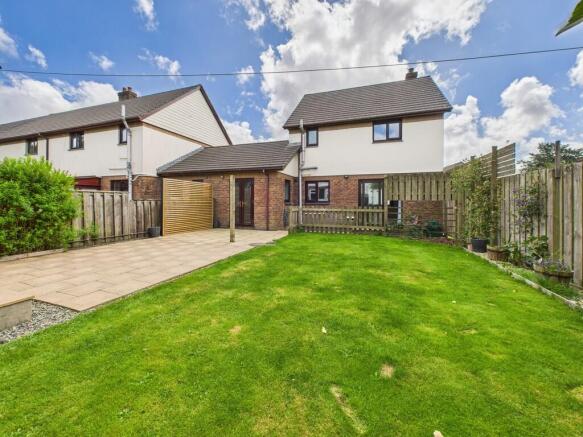 11, St. Johns Drive, Bradworthy photo 2