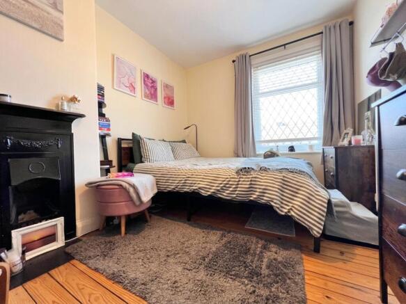 3 bed Terraced for sale Image 12