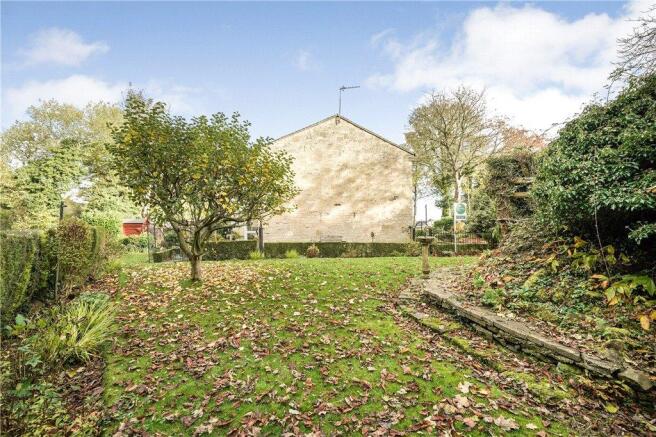 Garden To Side
