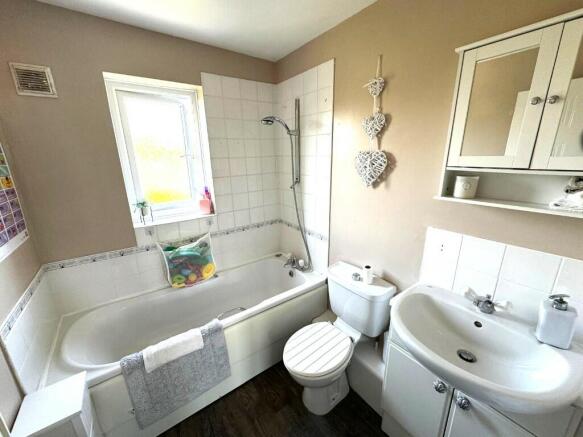 BATHROOM / WC 