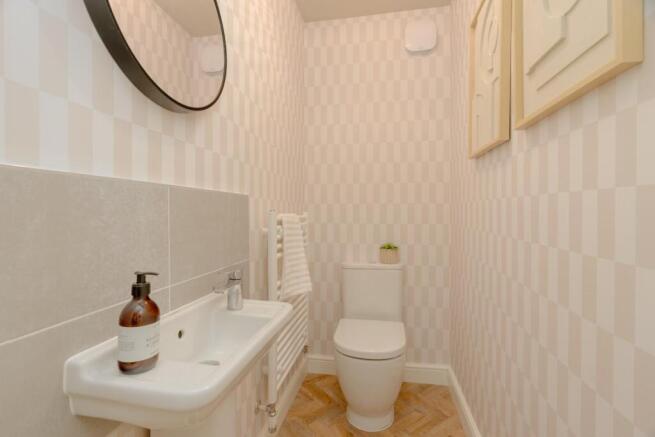 3 bed Detached for sale Image 7