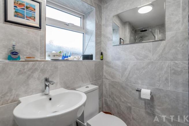 Attik 9 St Johns Road, Bungay NR35, 1DH (12).jpg
