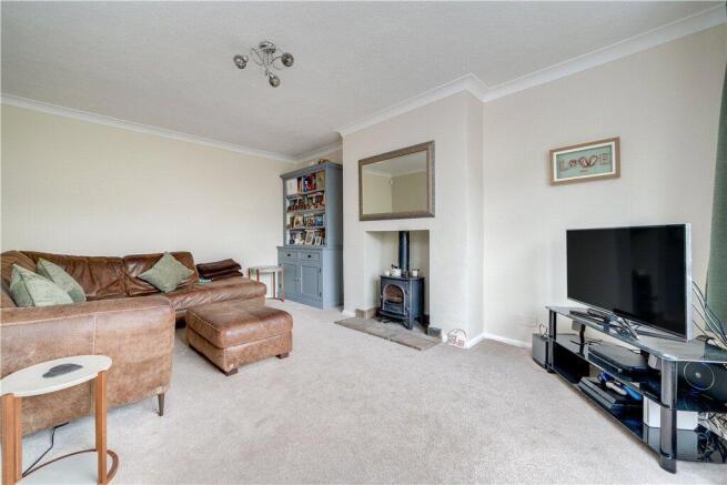 4 bed Semi-Detached for sale Image 6