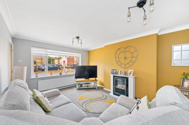 2 bed Semi-Detached Bungalow for sale Image 6