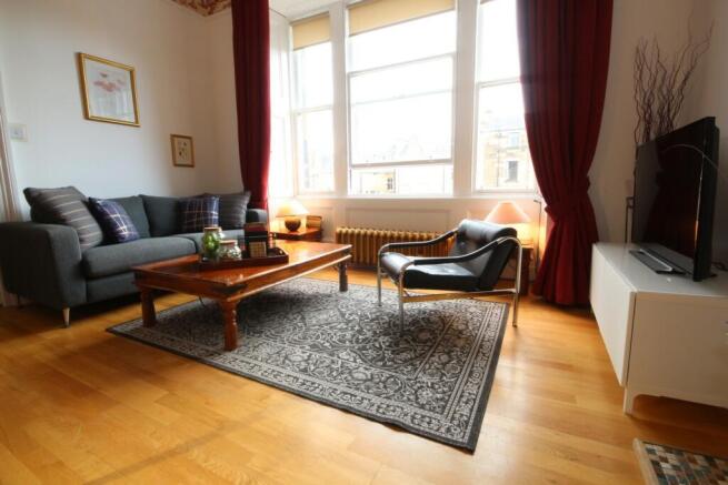 5260-20210519110243-lounge7