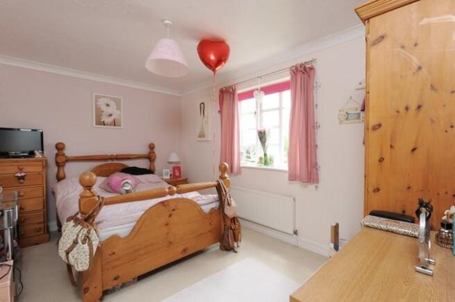9Bed4.jpg