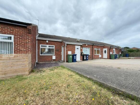 2 bed Terraced Bungalow for sale Image 4