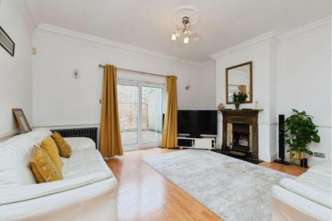 Hurst Road, Croydon, CR0