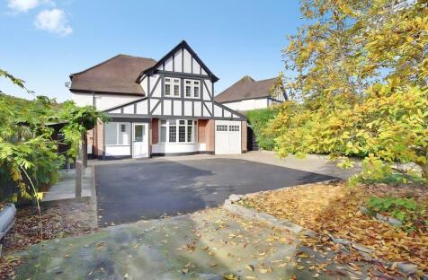 New Road, Ferndown