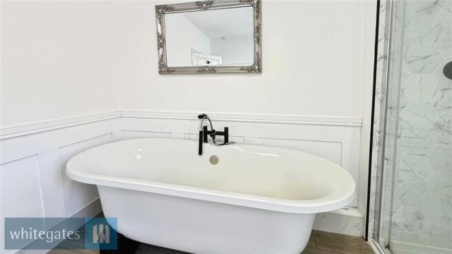 2 bed Terraced to rent Image 11