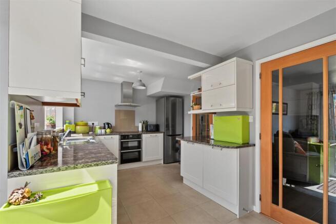 Kitchen Diner_1.jpeg