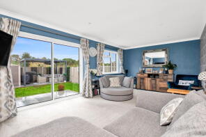 32, Ashmead, Bordon GU35 0TL