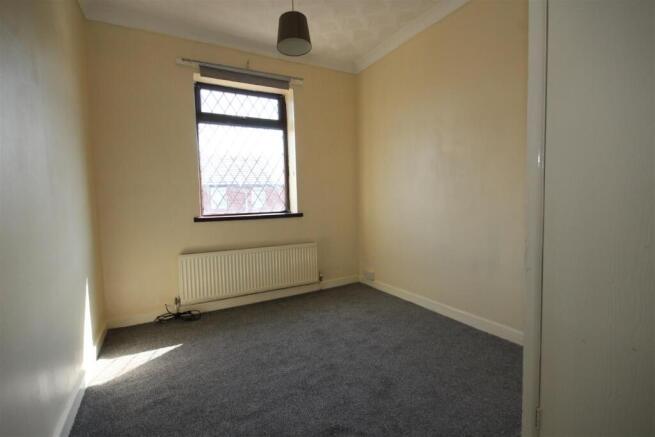 3 bed End of Terrace to rent Image 6