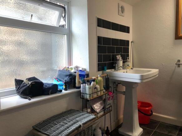 1 bed House to rent Image 12