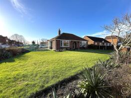 Sunnydene, York Road, Barlby, Selby YO8 5JP