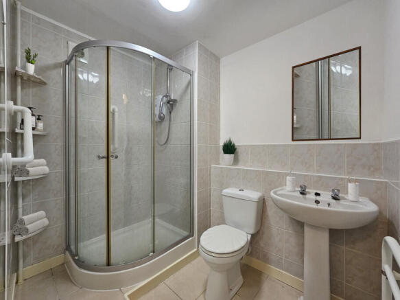 1 bed Flat to rent Image 4