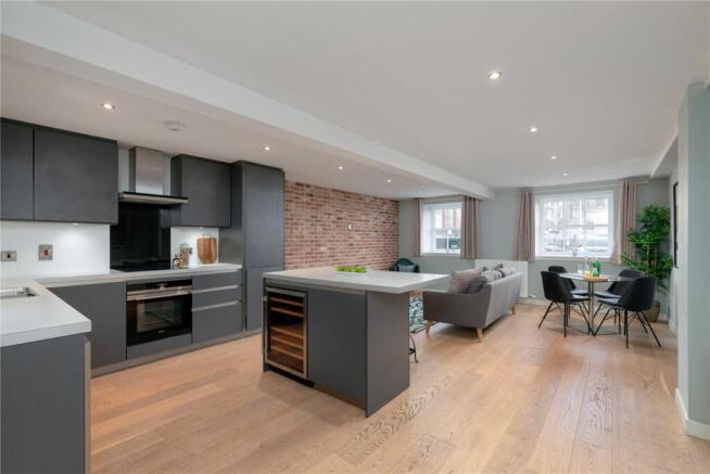 Living Room/Kitchen
