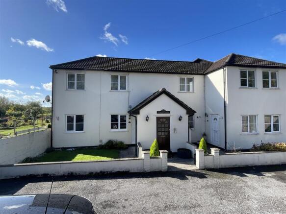 1-bed flat on Marshmead Close, Clarendon, Salisbury, £99,950